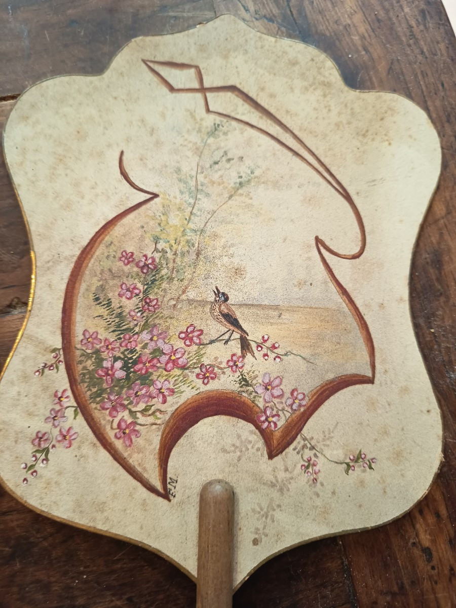 Pair Of Fans, Hand-held Face Screens-photo-3