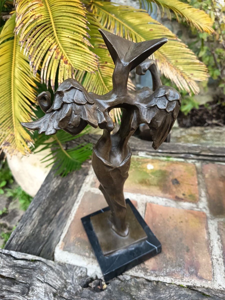 Sculpture The Surrealist Angel After Dali-photo-2