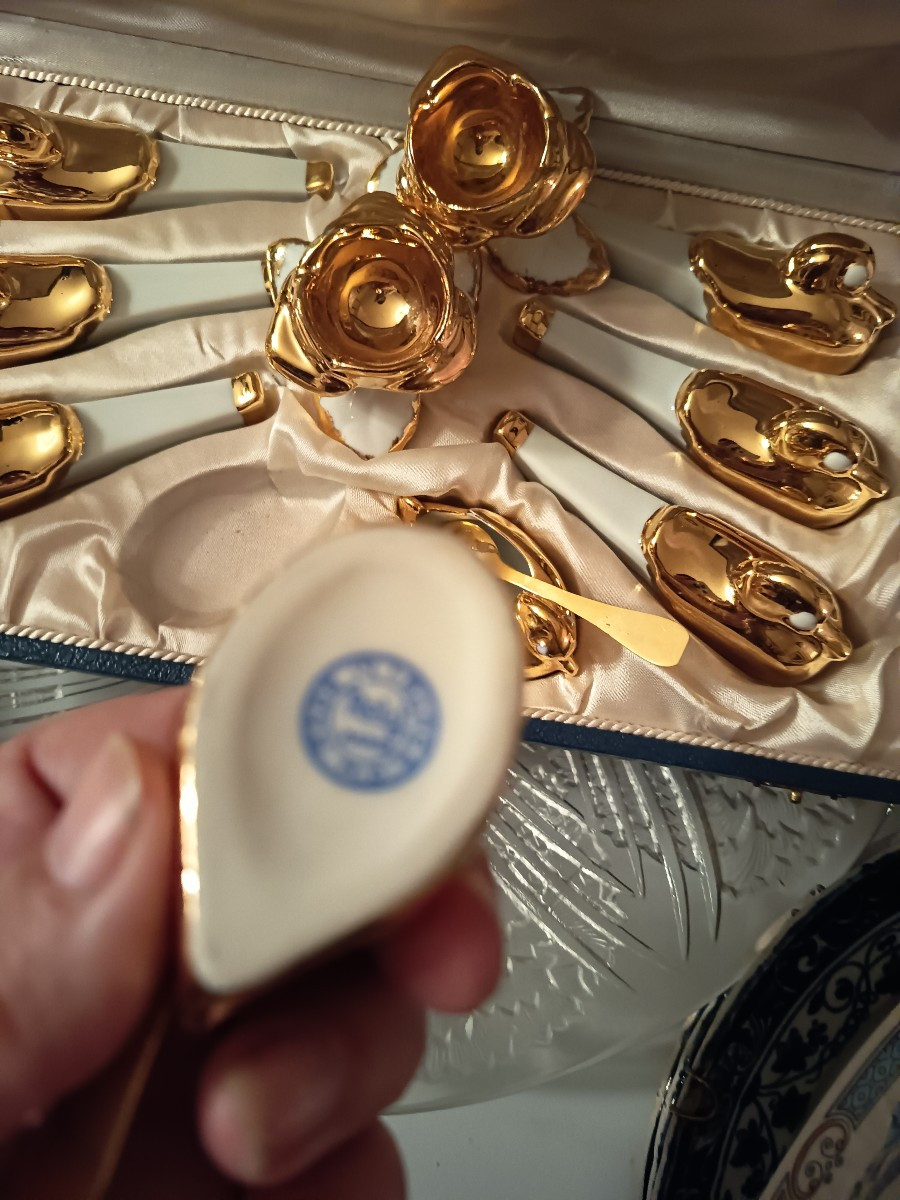 Knife Rest, Complete Set Signed Robj-photo-1