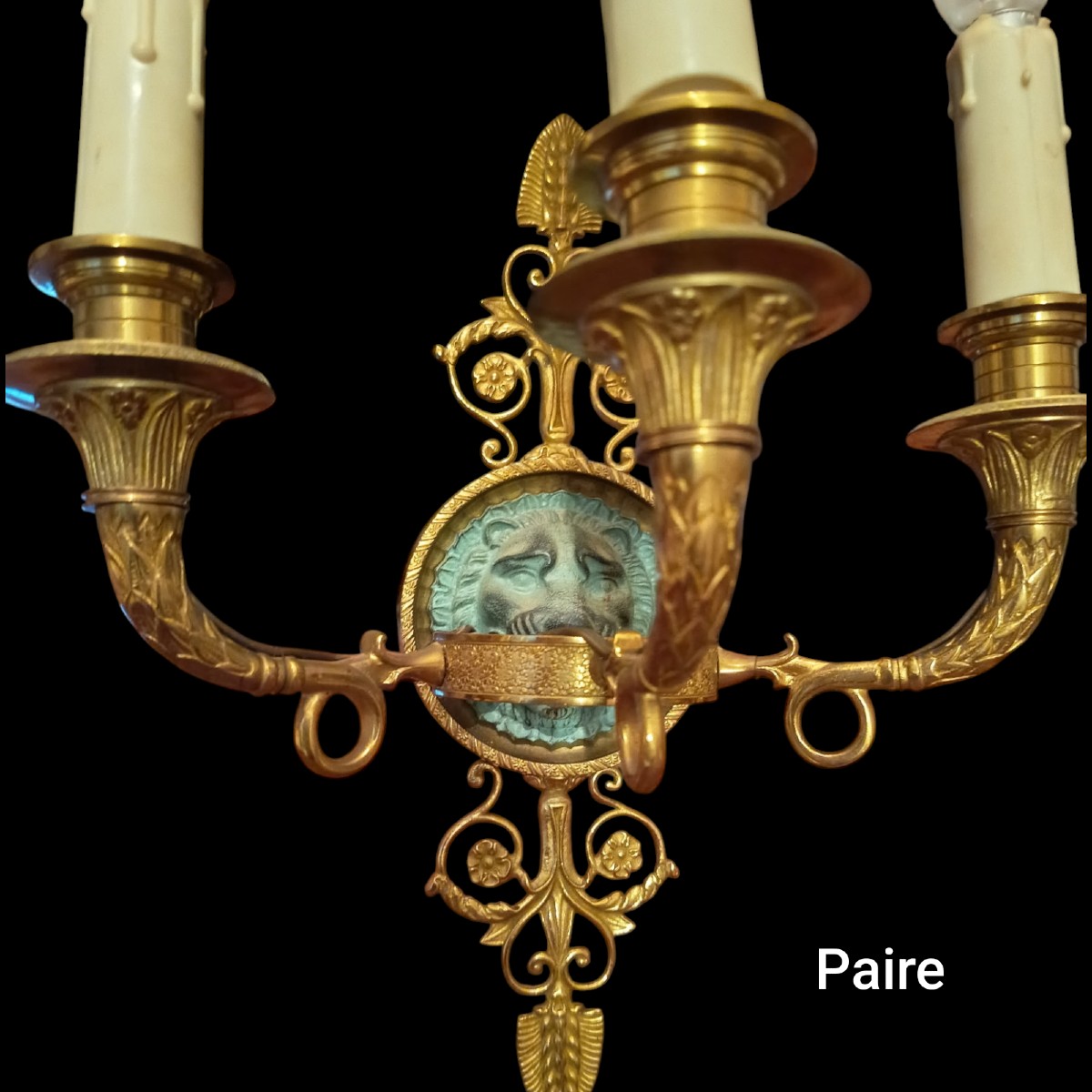 Paire d'appliques en bronze 