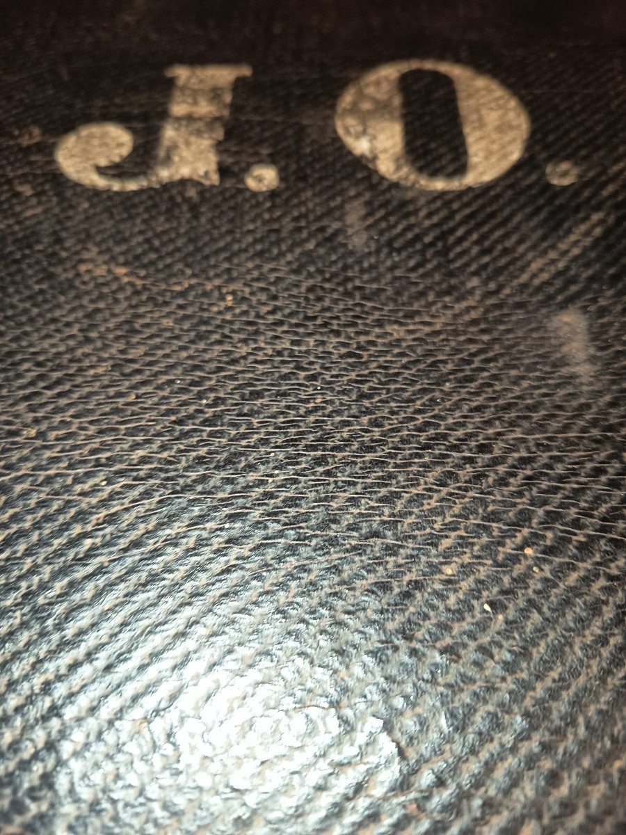 19th Century Travel Trunk-photo-4