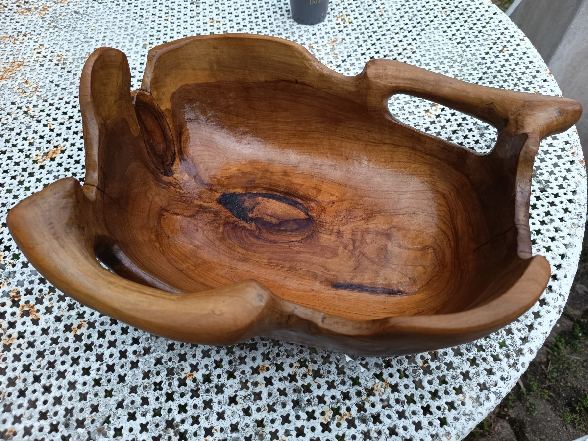 Brutalist Olive Wood Cut -photo-3