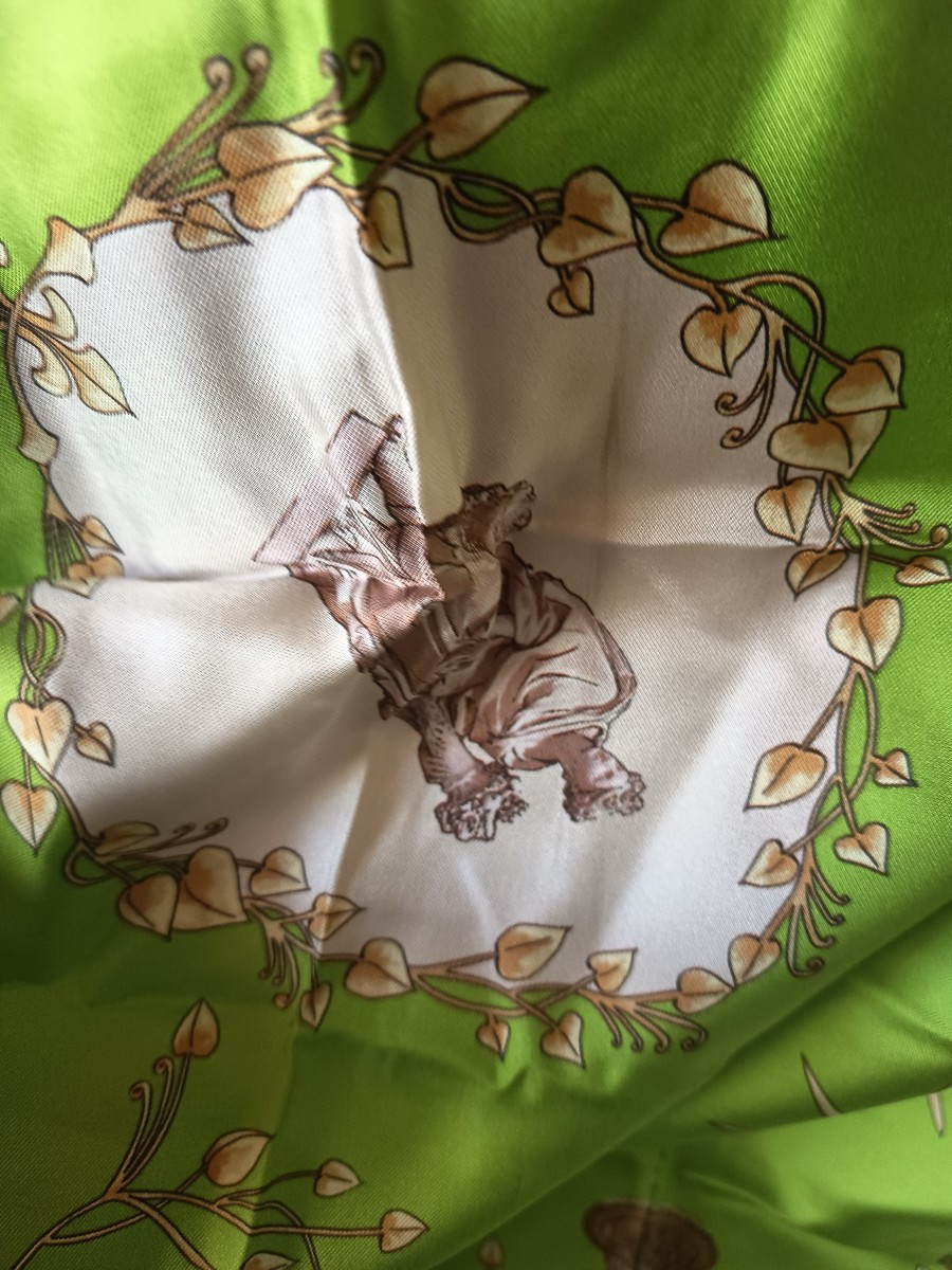 Foulard "statues Terre et Eau" du château de Versailles -photo-3