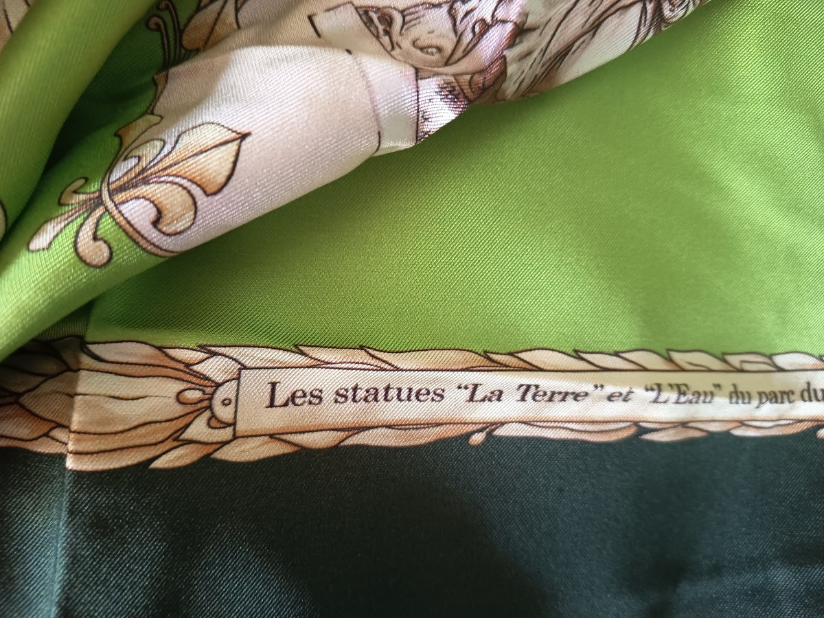 Foulard "statues Terre et Eau" du château de Versailles -photo-4