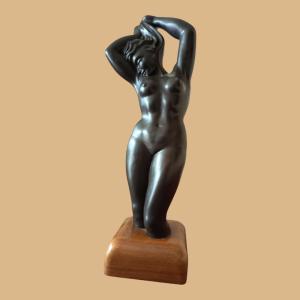 Ceramic Sculpture Of A Naked Woman In Vallauris 