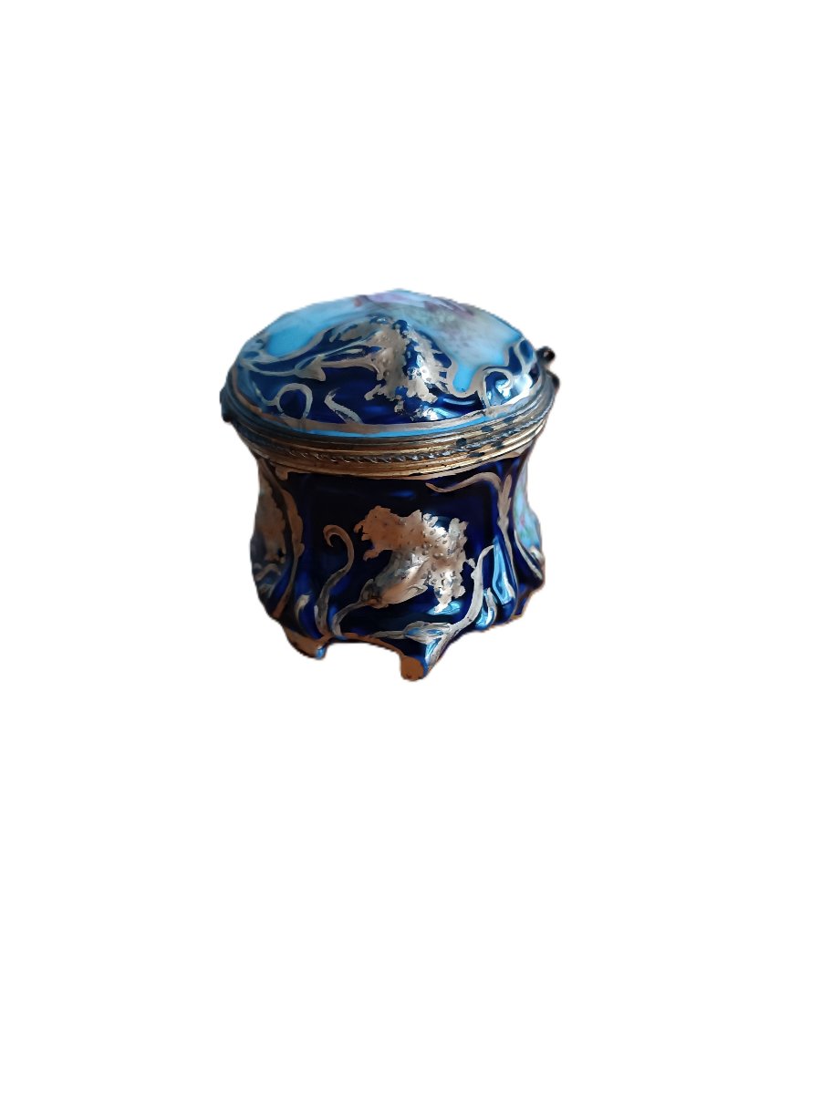 Sèvres Porcelain Box -photo-8