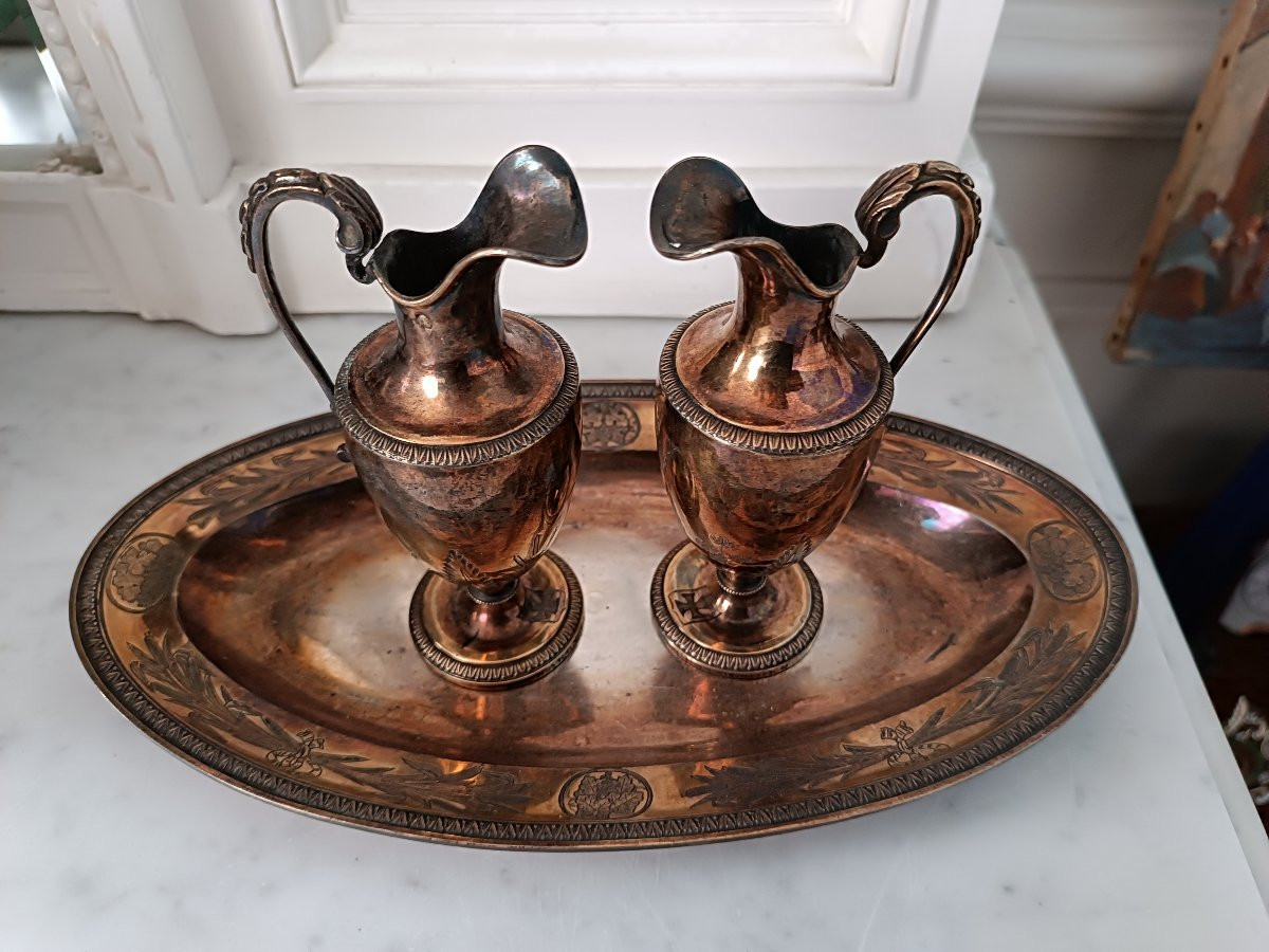 Pair Of Cruets And Display Stand With The Coat Of Arms Of Baron De Claybrooke-photo-4