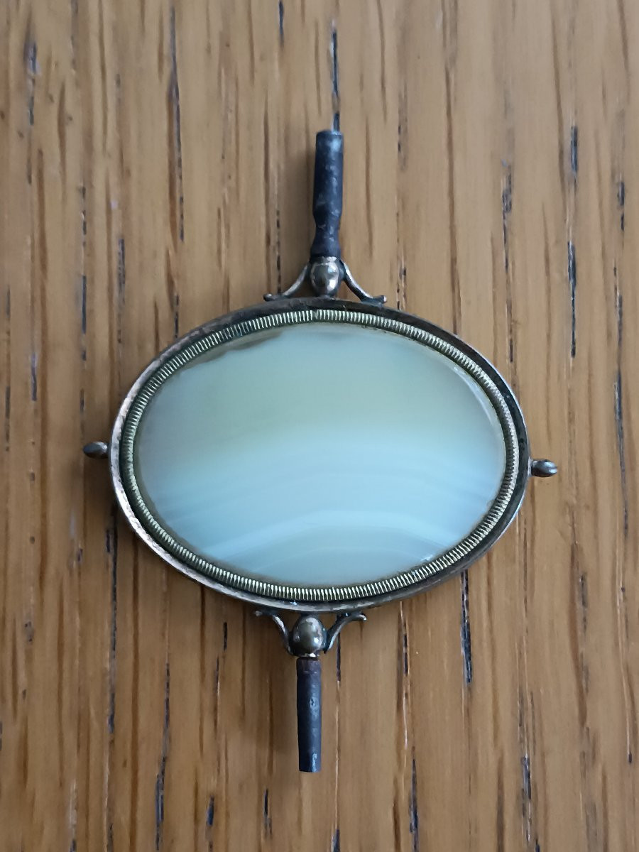 Grande clef de montre  double en agate-photo-2
