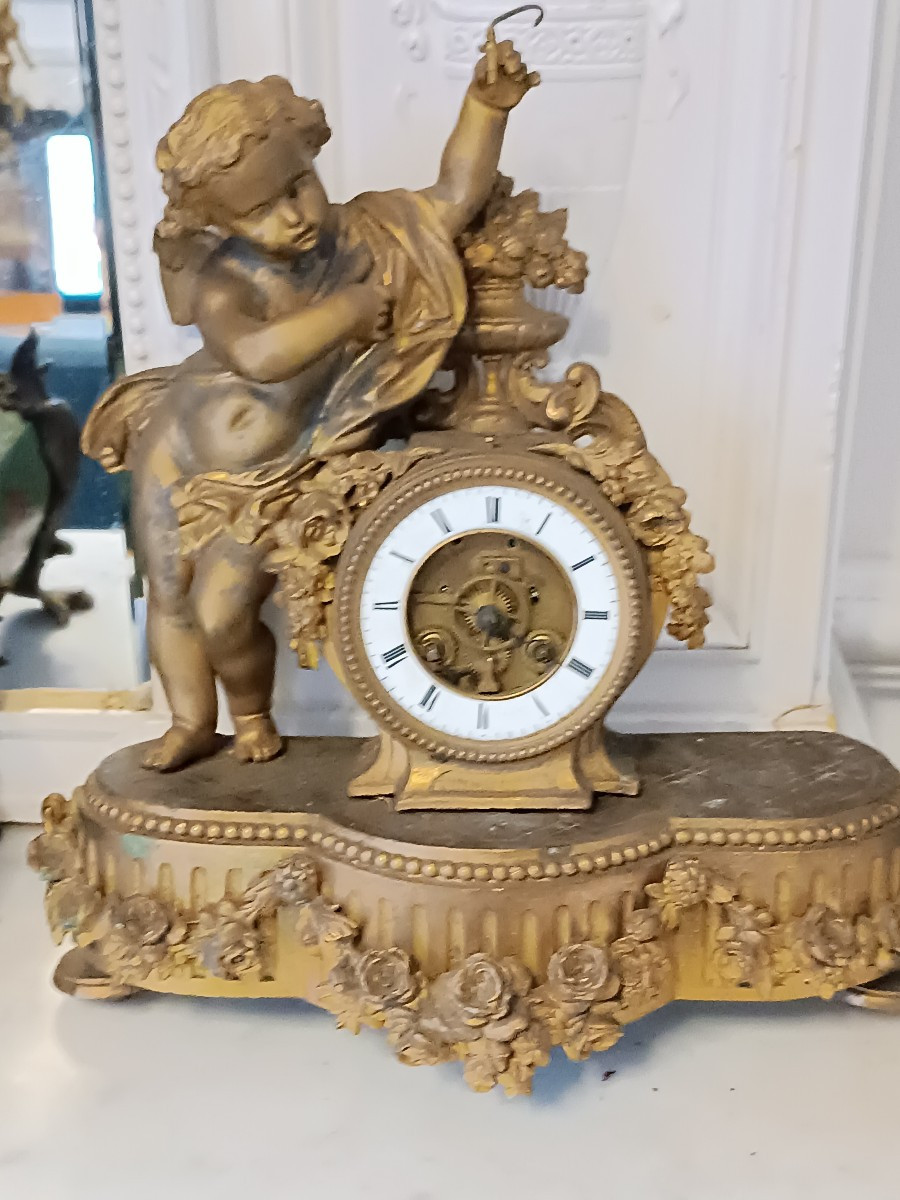 Pendule mystérieuse à balancier conique 