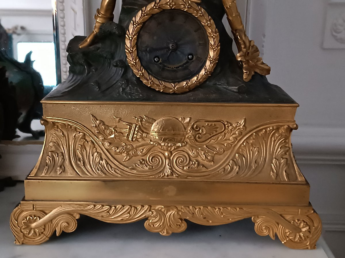 Explorer-themed Pendulum -photo-3