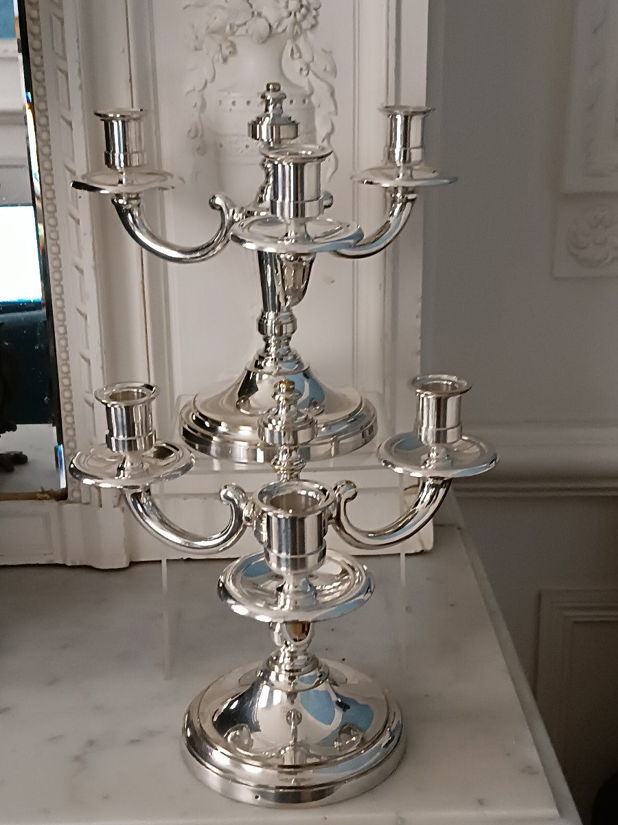 Paire de bouts de table en métal argenté Kirby Beard 