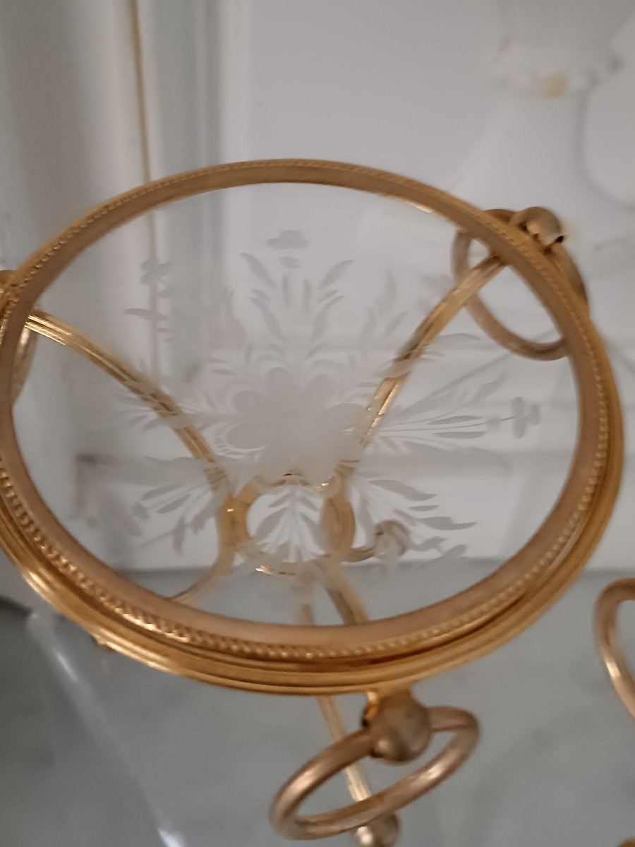 Pair Of Ring Sizes In Bronze, Brass And Chiseled Glass. -photo-2