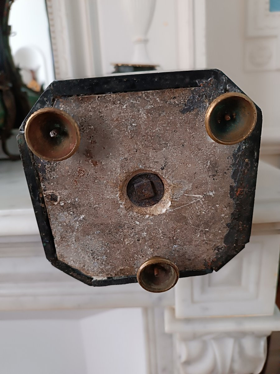 Patinated And Gilded Bronze Urn Clock -photo-2