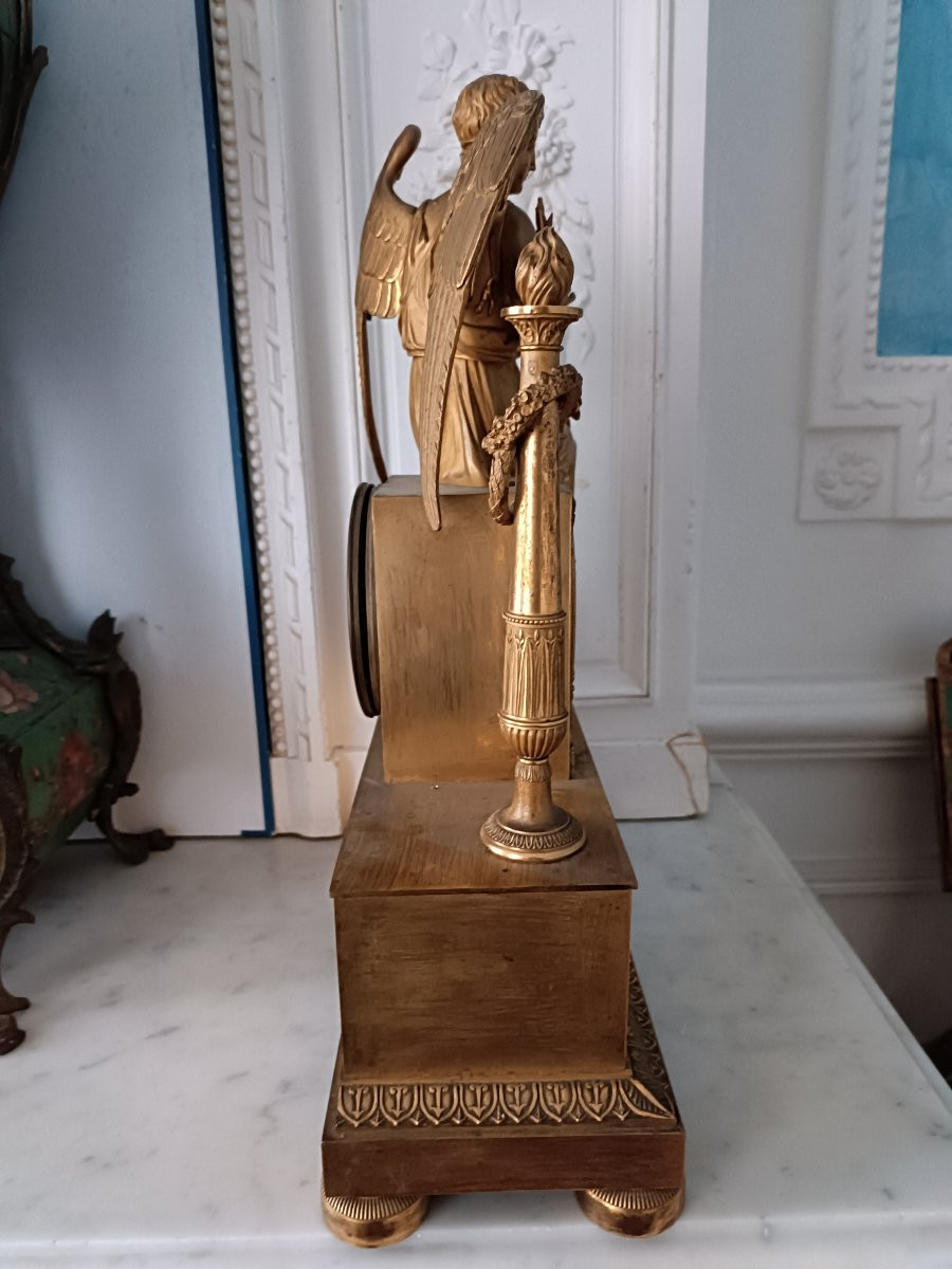Early 19th Century Gilt Bronze Clock-photo-7