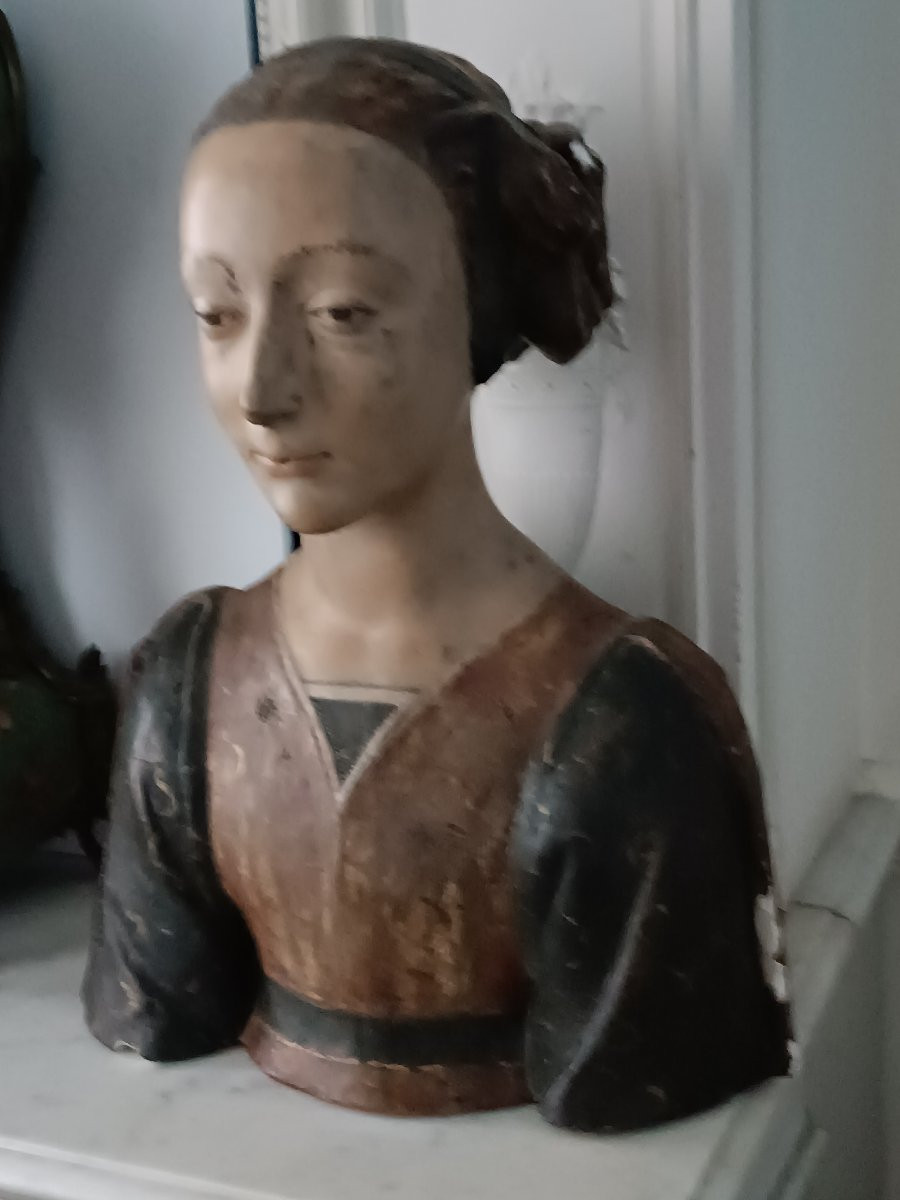 Large Bust Of A Florentine Woman -photo-2