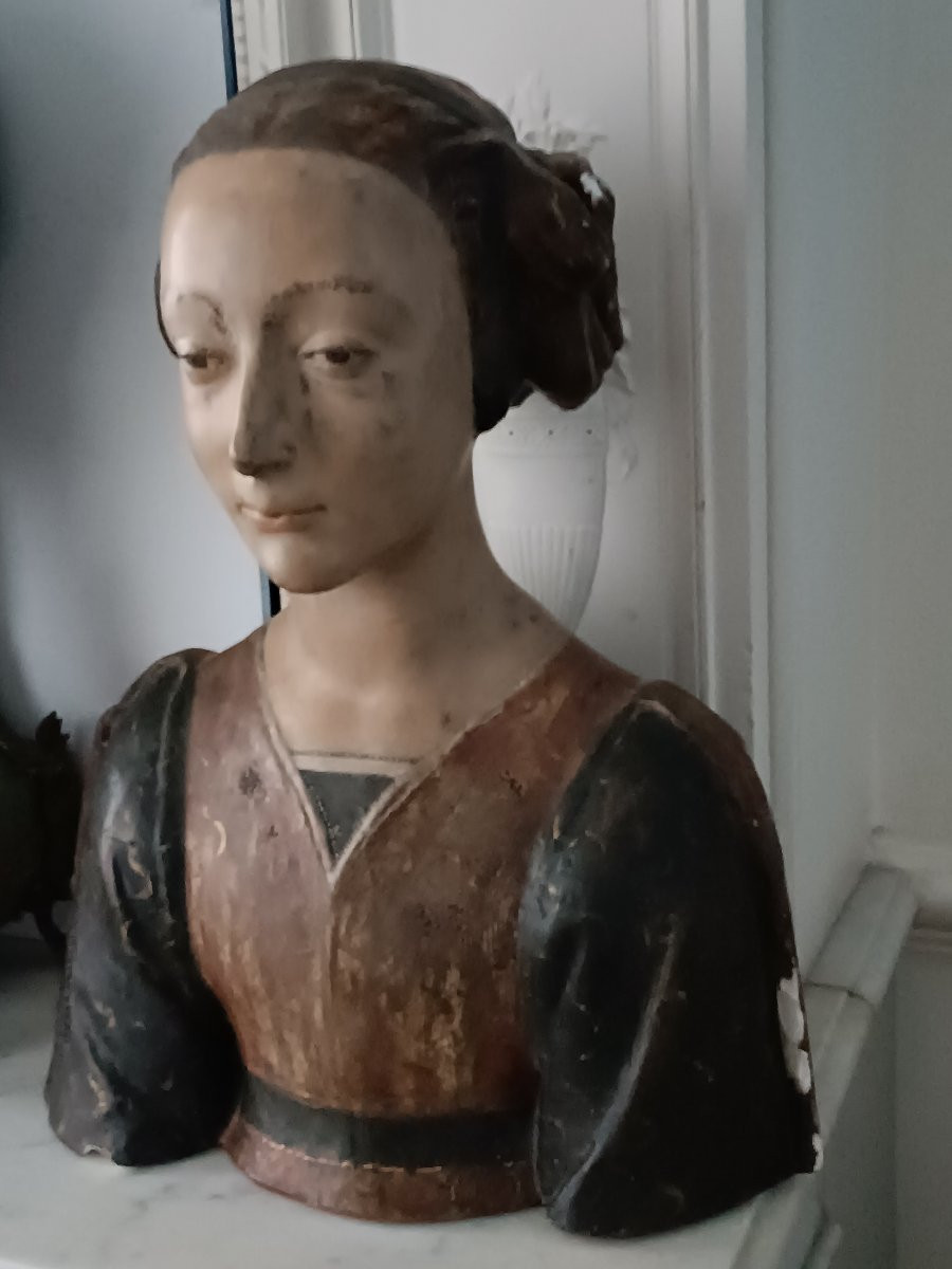 Large Bust Of A Florentine Woman -photo-3