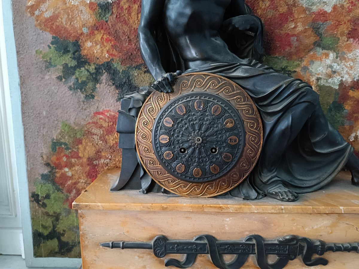 Important Patinated Bronze Clock -photo-3