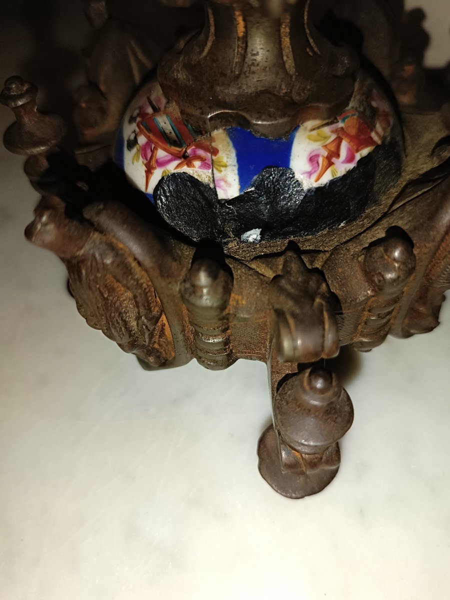 Napoleon III Perfume Burner In Cast Iron And Porcelain.-photo-1