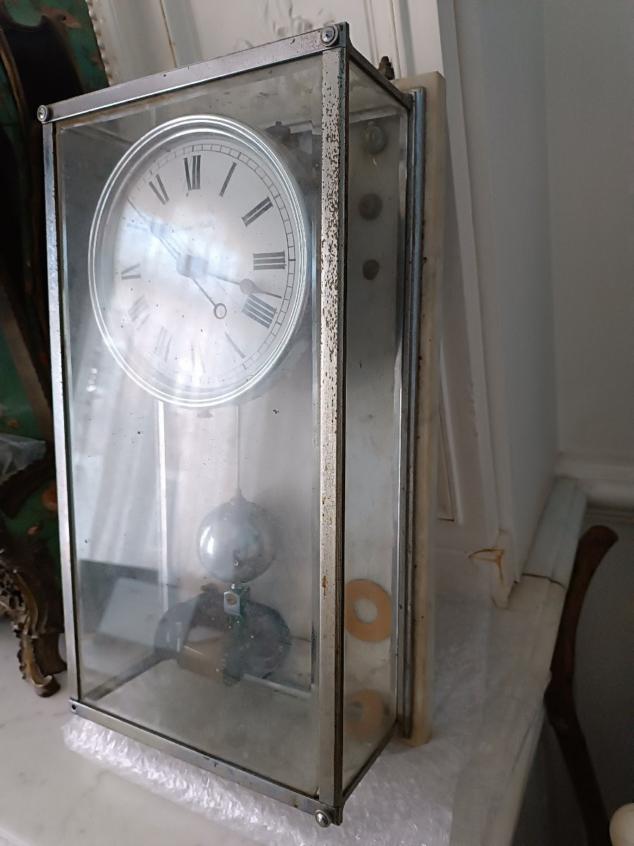 Brilliant Electric Clock -photo-3