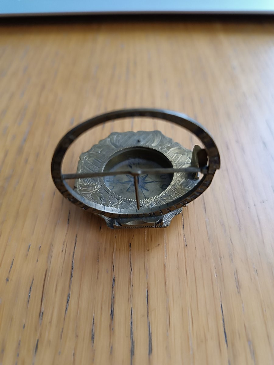 18th Century Sundial -photo-2