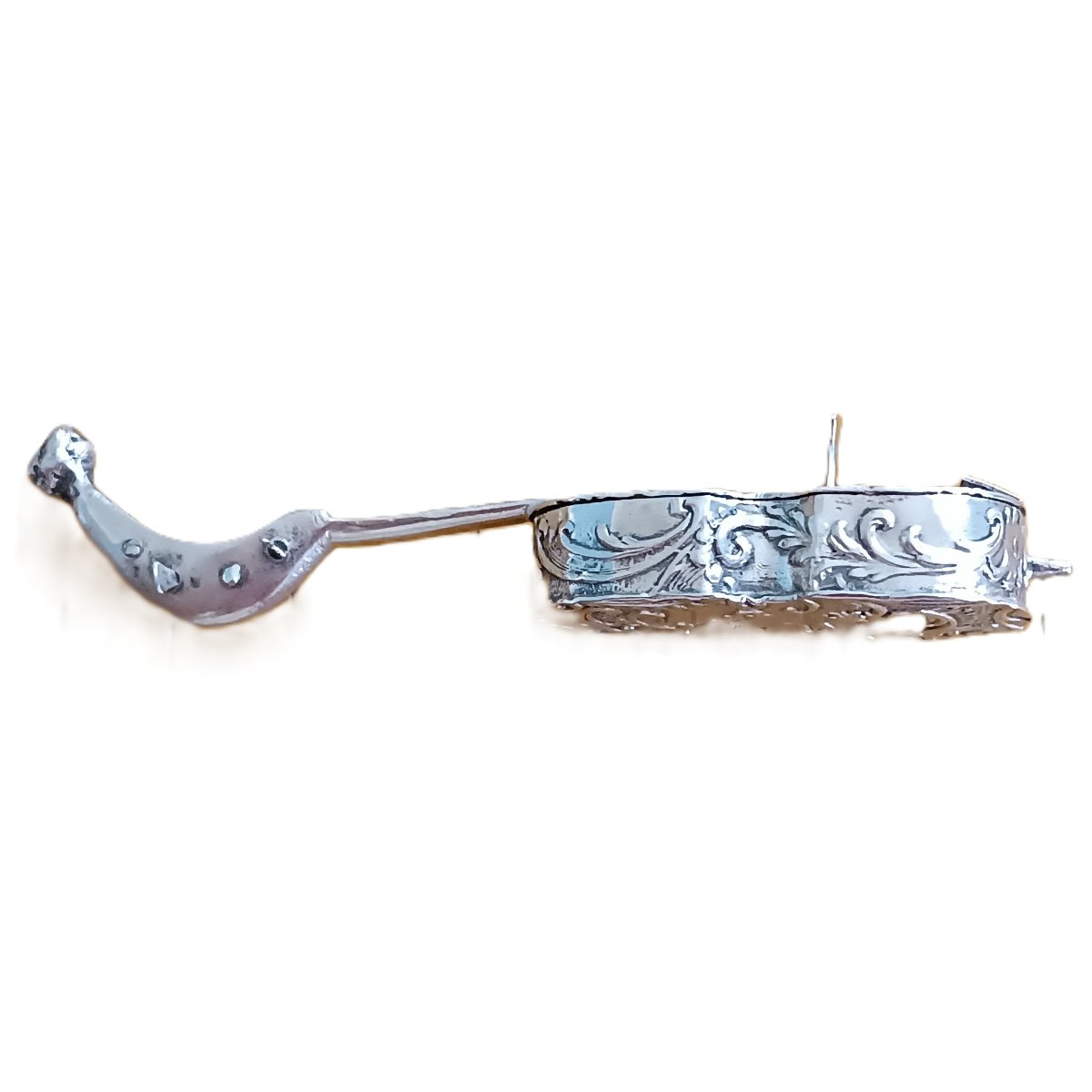 Cello-shaped Power Strip -photo-1