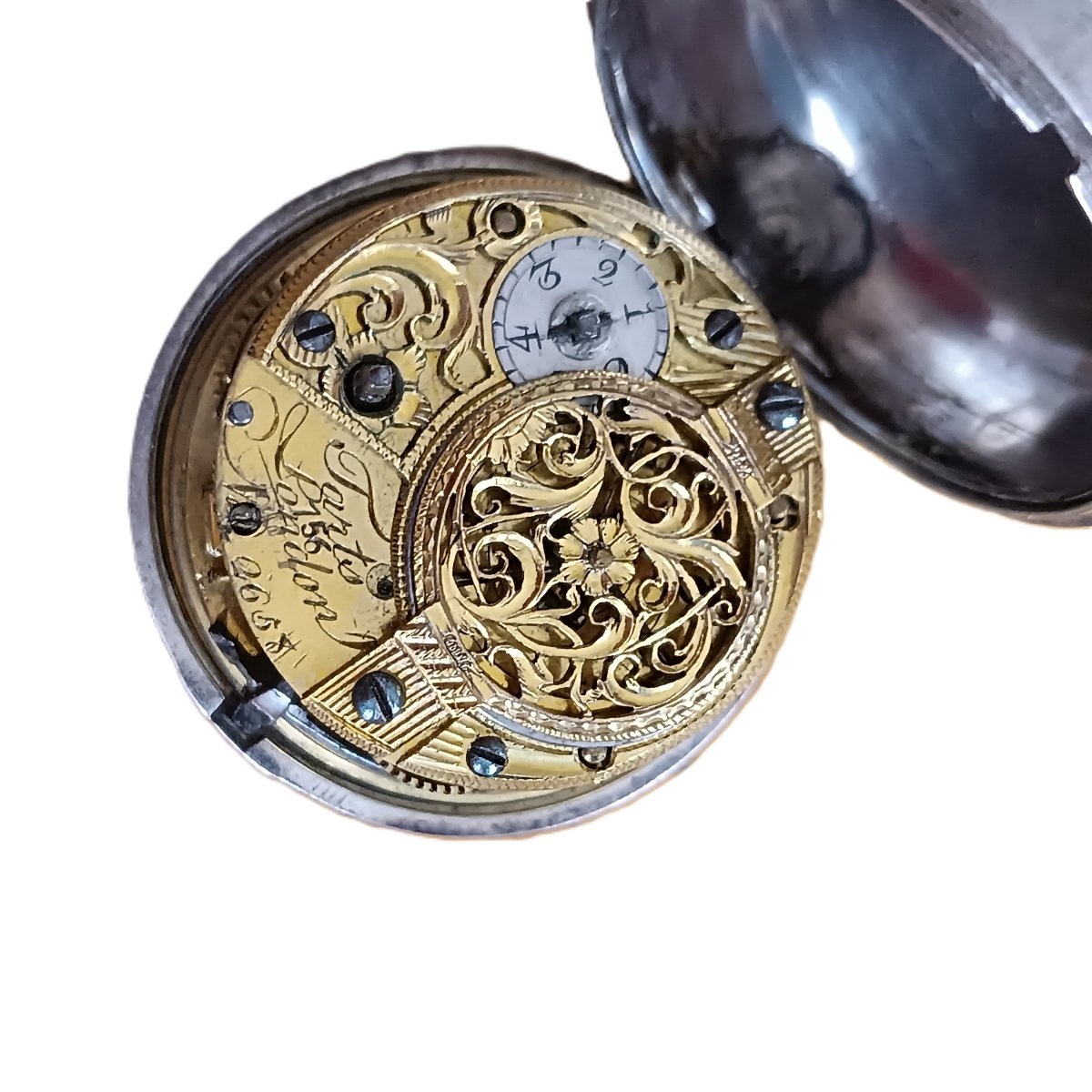 English Watch With A Double Case-photo-5