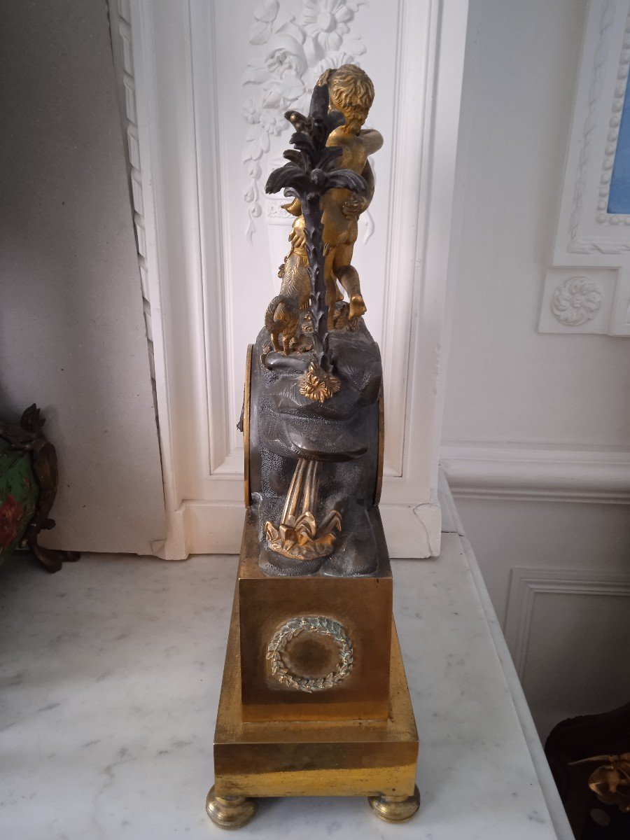 Rare pendule repr&eacute;sentant -photo-2
