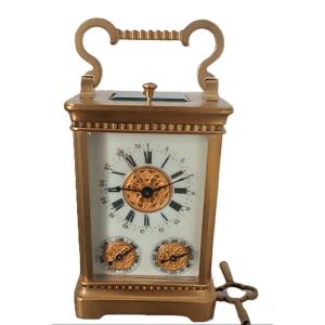 Réveil de voyage à complications