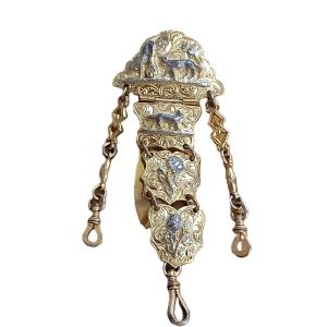 Chatelaine en pomponne