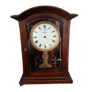 Eureka Clock London