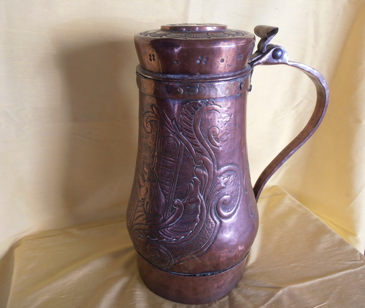 CUIVRE POT A EAU 