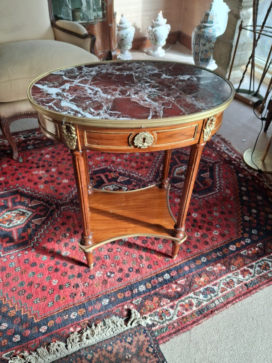 Small Side Table In Light Mahogany -photo-4