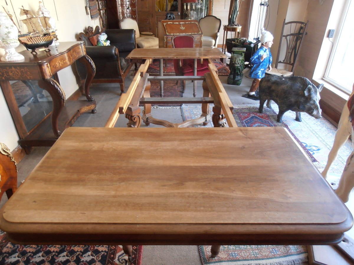 Table -photo-3