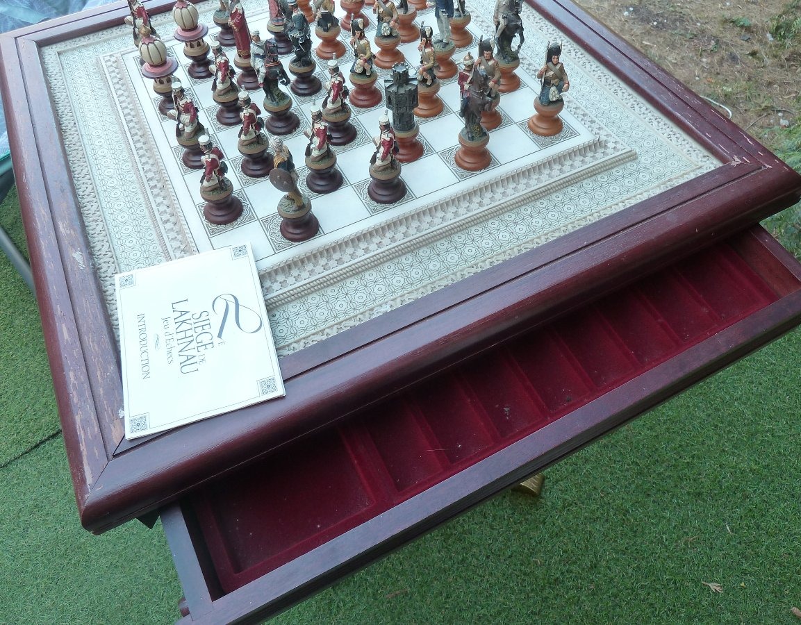 jeu d echecs-le siege de lakhnau-photo-2