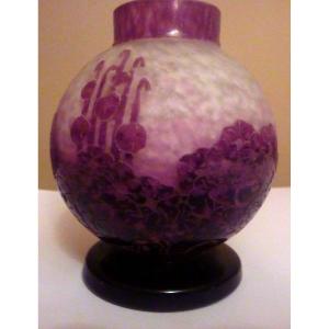 The French Glass-art Deco Vase