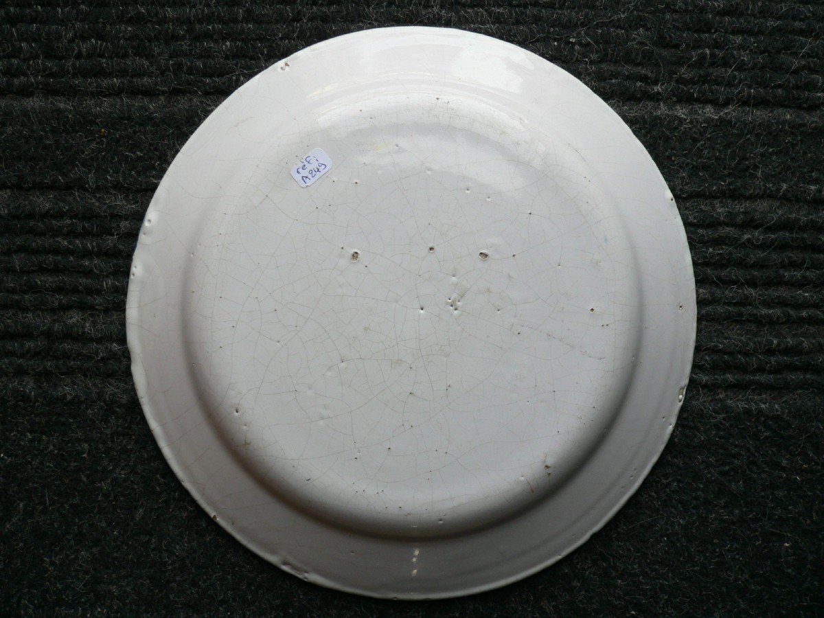 Nineteenth Waly Earthenware Dish-photo-3