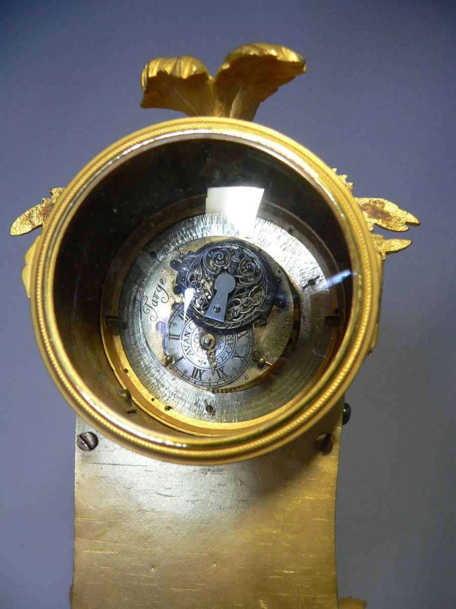 Pendulette Au Marchand D'eau En Bronze Ciselé et Doré XVIIIème -photo-1