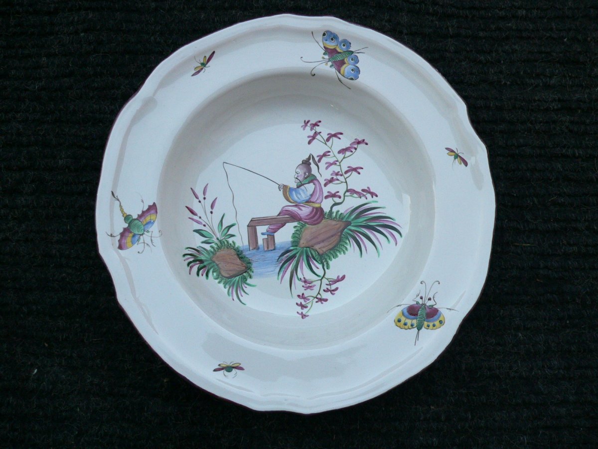 Earthenware Plate From Lunéville End XVIII With Chinese Decor