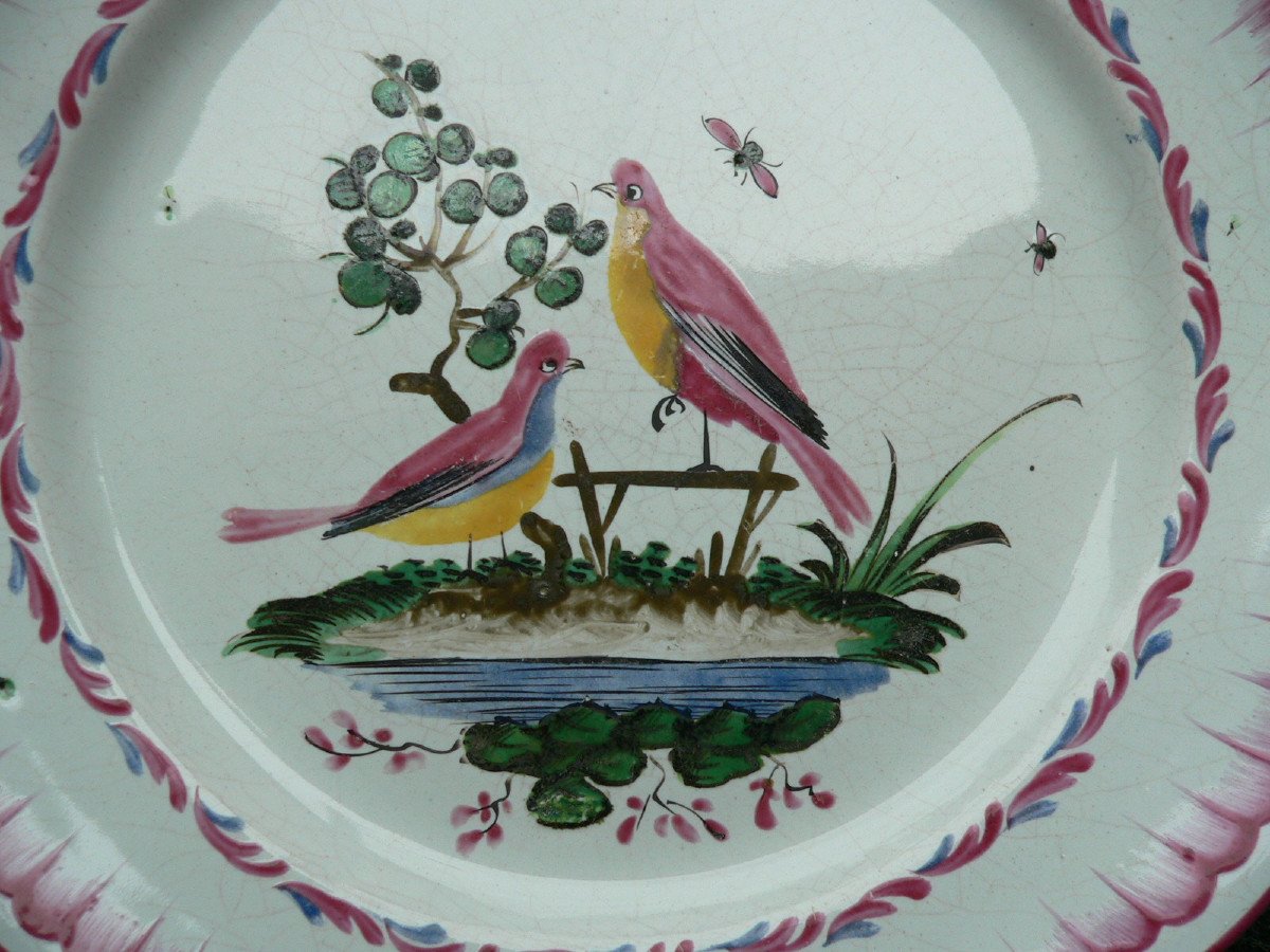 Earthenware Plate From Islettes Decorated With A Couple Of Trendy Birds-photo-2