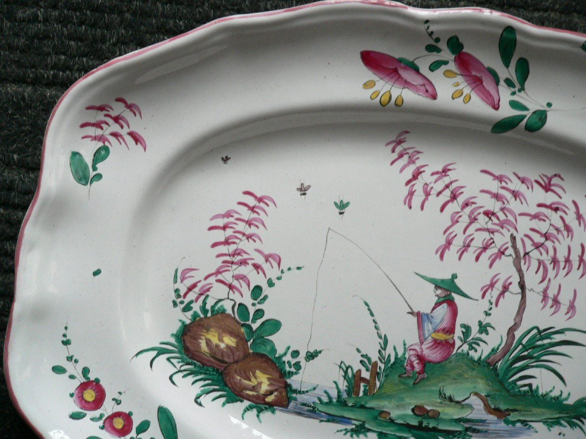 Oval Dish In Faience From Islettes Eighteenth-photo-2