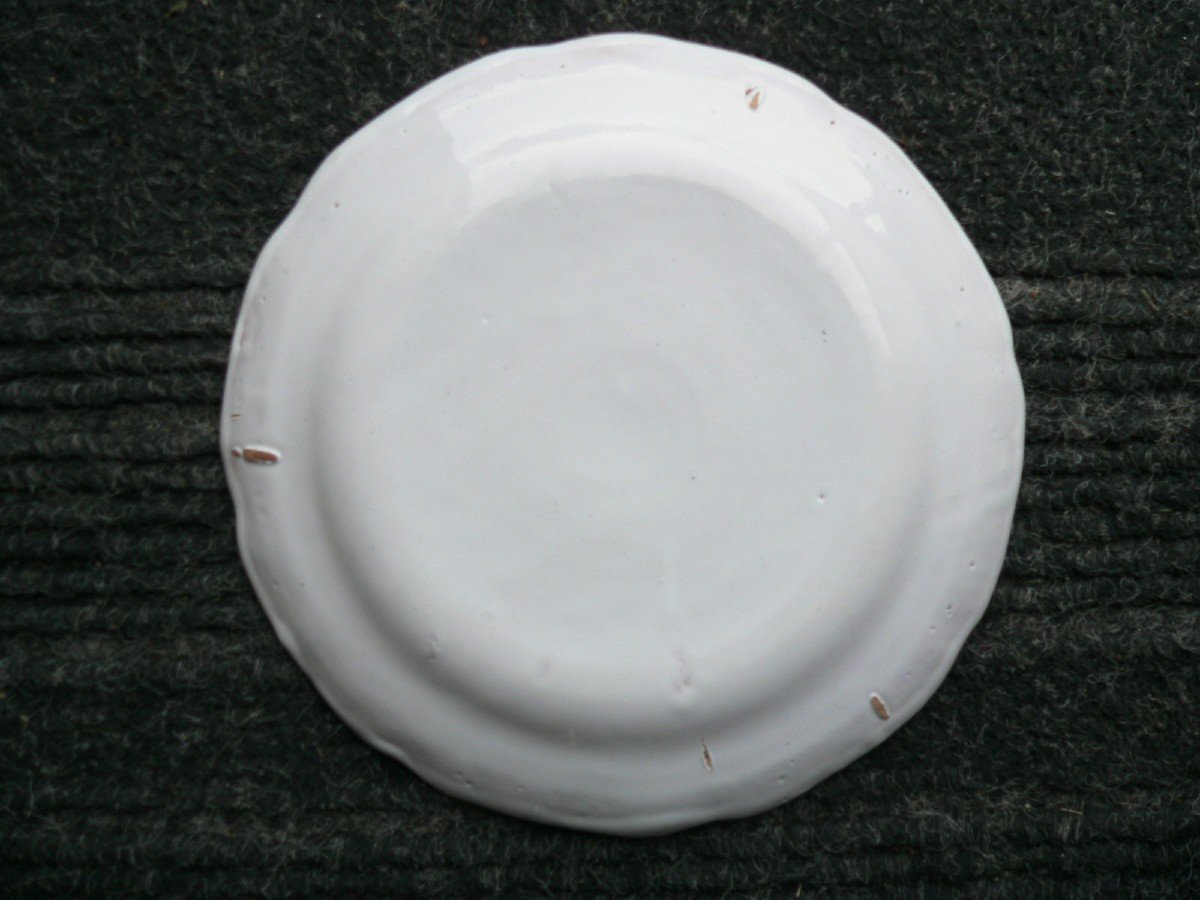 Eighteenth Islettes Earthenware Plate-photo-2