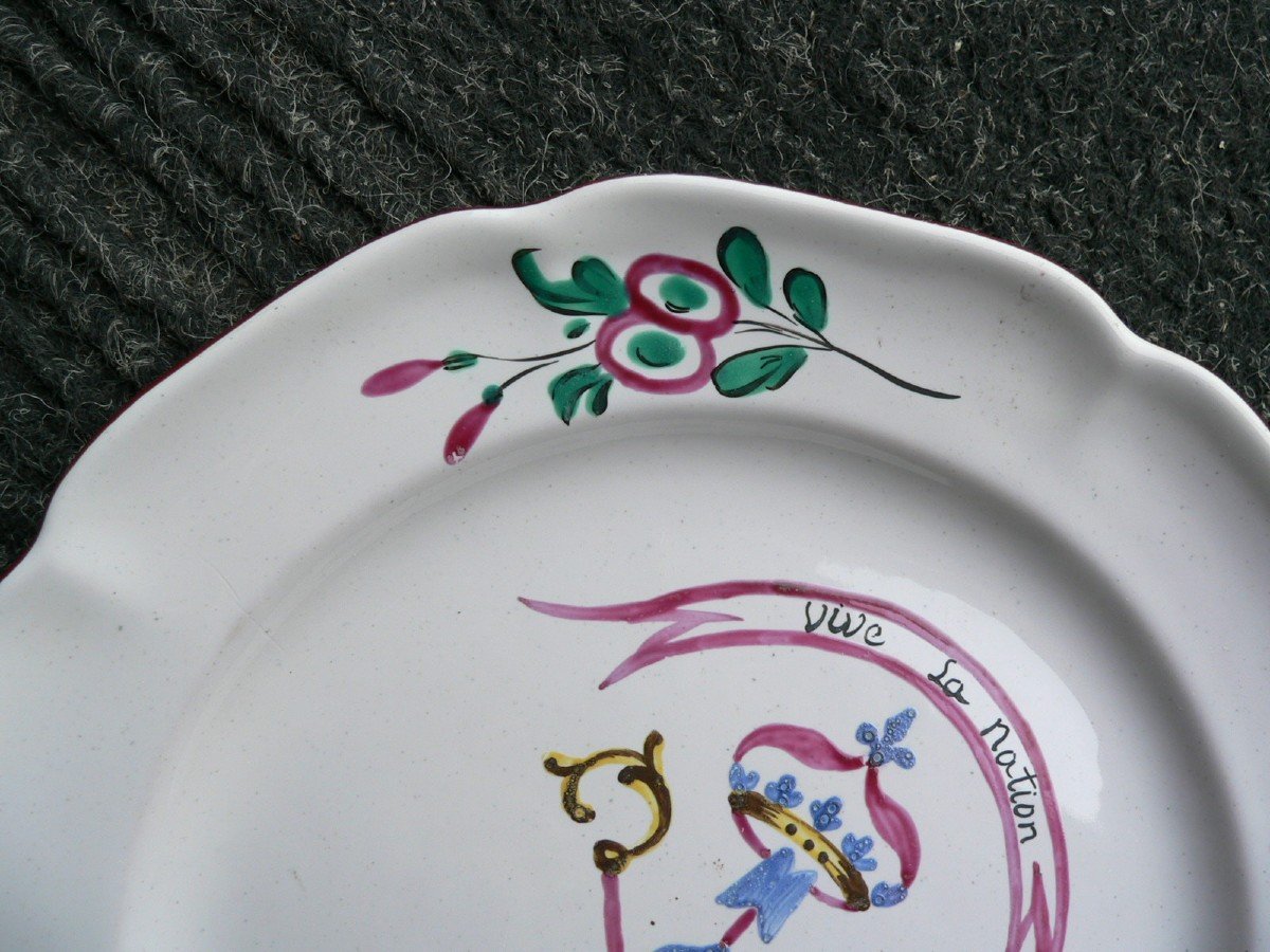 Revolutionary Plate In Eighteenth Islettes Earthenware.-photo-3