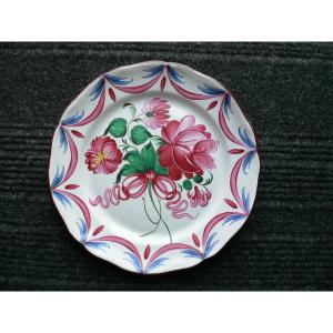 Nineteenth Islettes Earthenware Dish