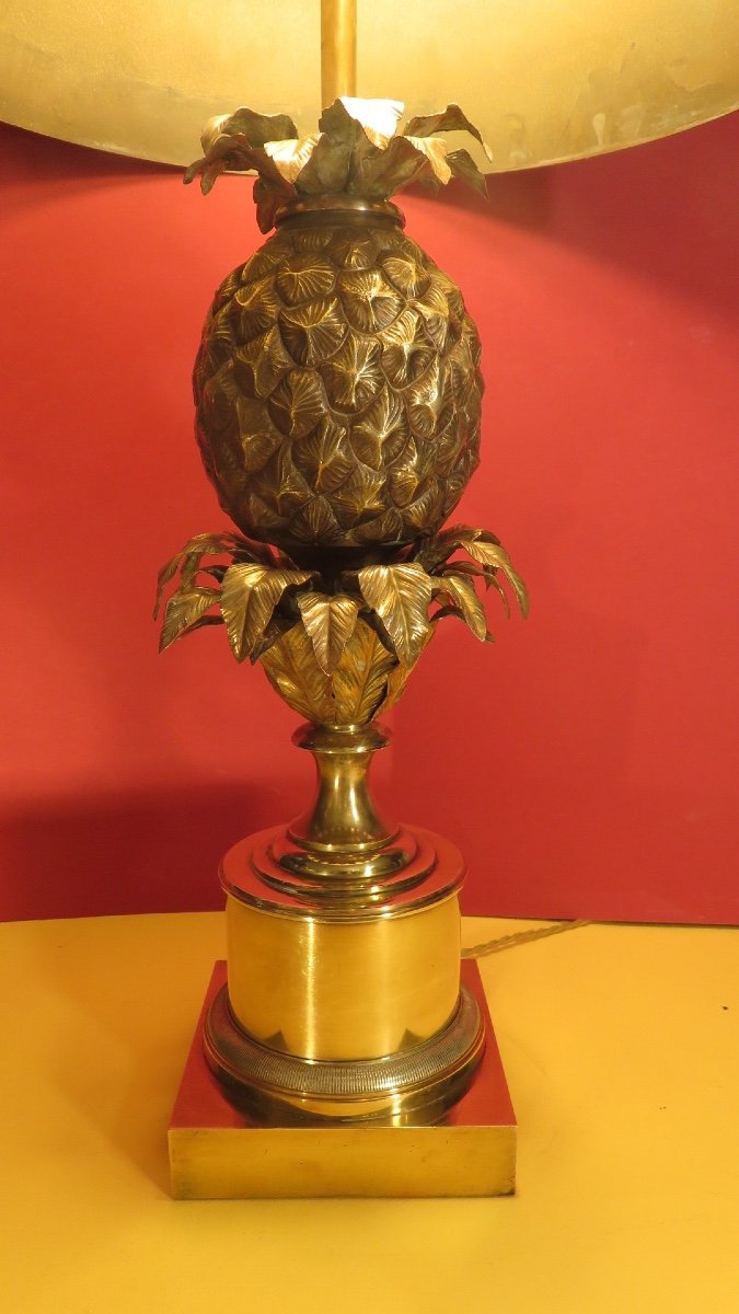 Lampe à l'ananas SIGNEE de la maison Charles ,en bronze et laiton doré , abat jour d'origine  années 1950-photo-4