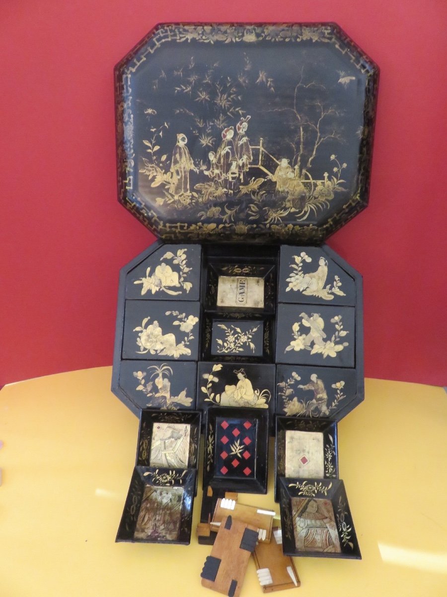 Large Chinese Games Box, For English Export, In XIX Canton Lacquer