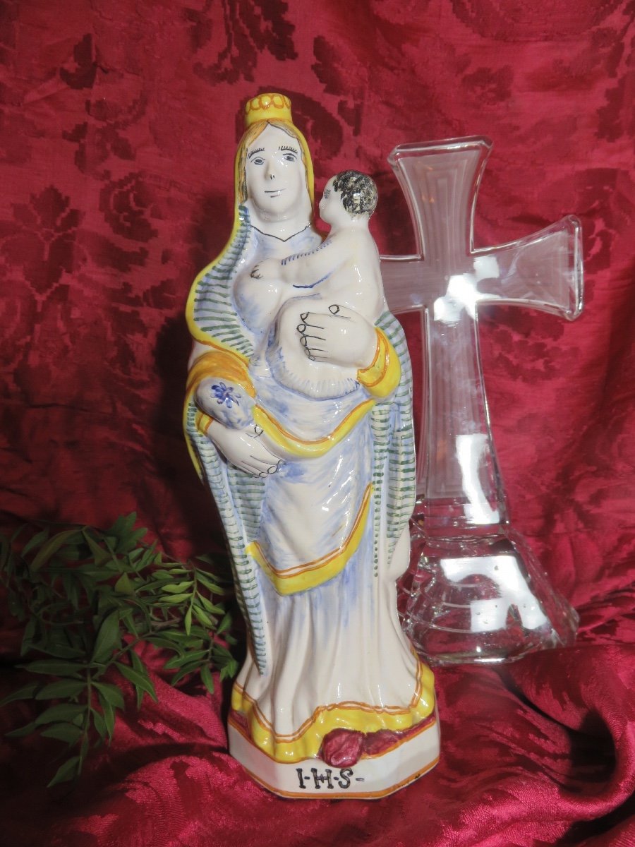 Virgin In Polychrome Earthenware Called Virgin Of Childbirth-photo-1