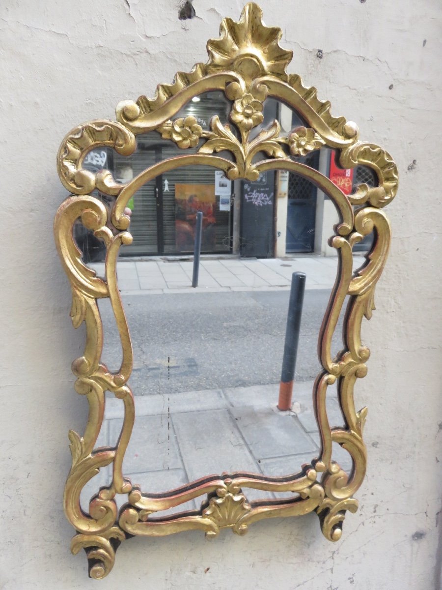 Miroir à parecloses en bois sculpté et doré  ,  (Hauteur 85 cm )  XIX ème-photo-2