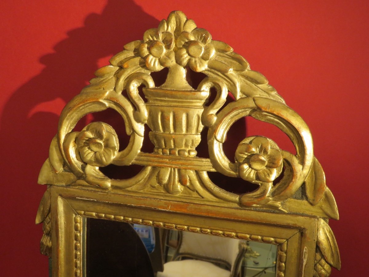 Small Mirror In Gilded Wood, Louis XVI Style Mercury Glass-photo-1