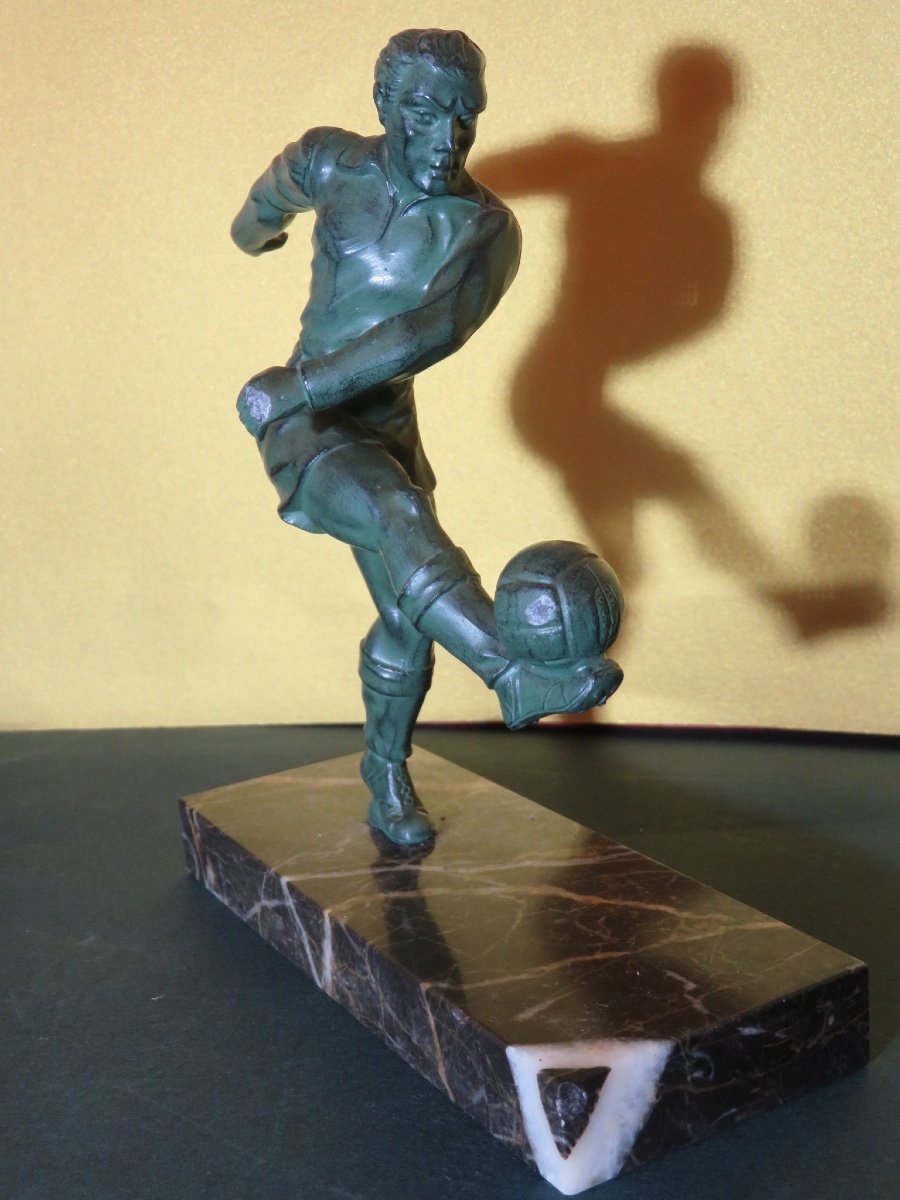 Art Deco Sculpture In Regula Of A Footballer, Marble Base-photo-3