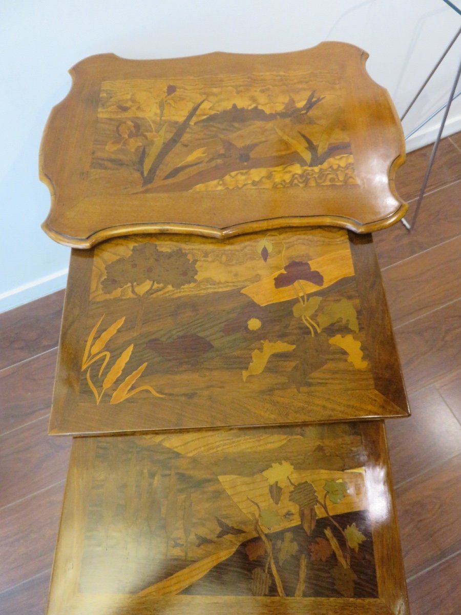 Série de quatre tables gigognes époque  Art Nouveau ,1900 , marquetées  : les quatre saisons -photo-7